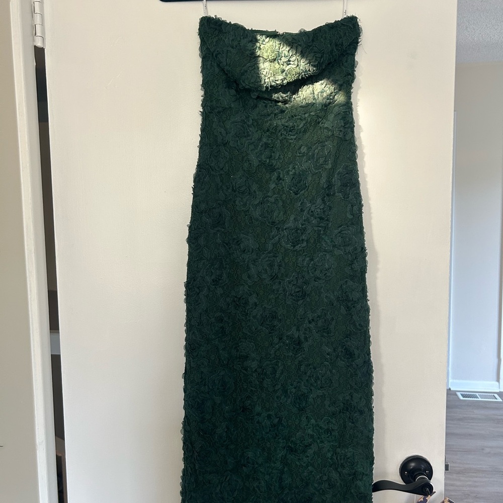 Elegant Green Strapless Dress